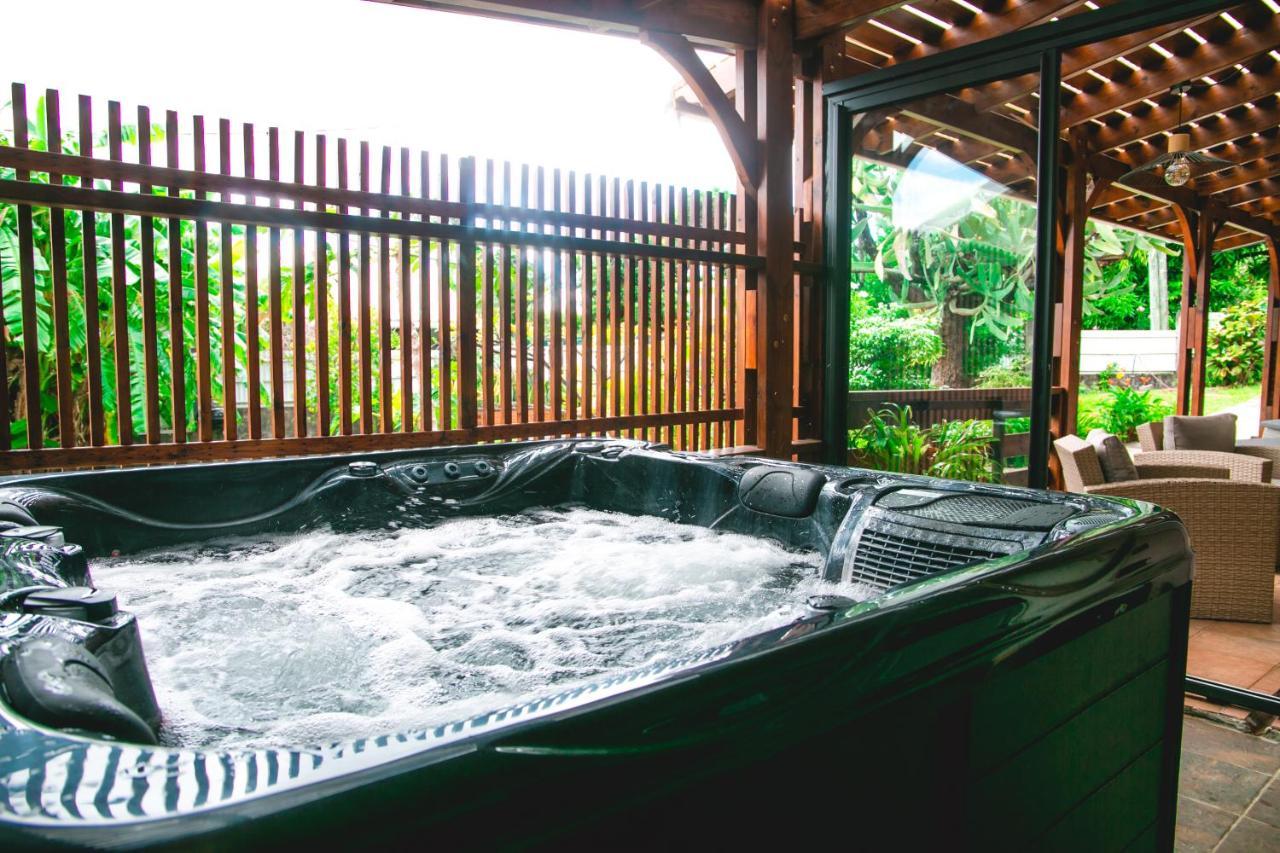 Villa Le Colonial Zen - T4 A 5 Mn Aeroport แซ็งต์-มารี ภายนอก รูปภาพ